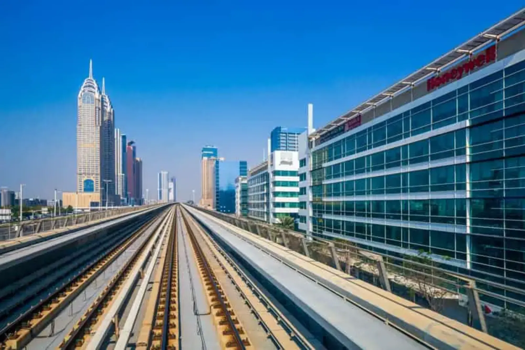 Dubai Internet City Metro Station 2: Etisalat Metro Stop Guide