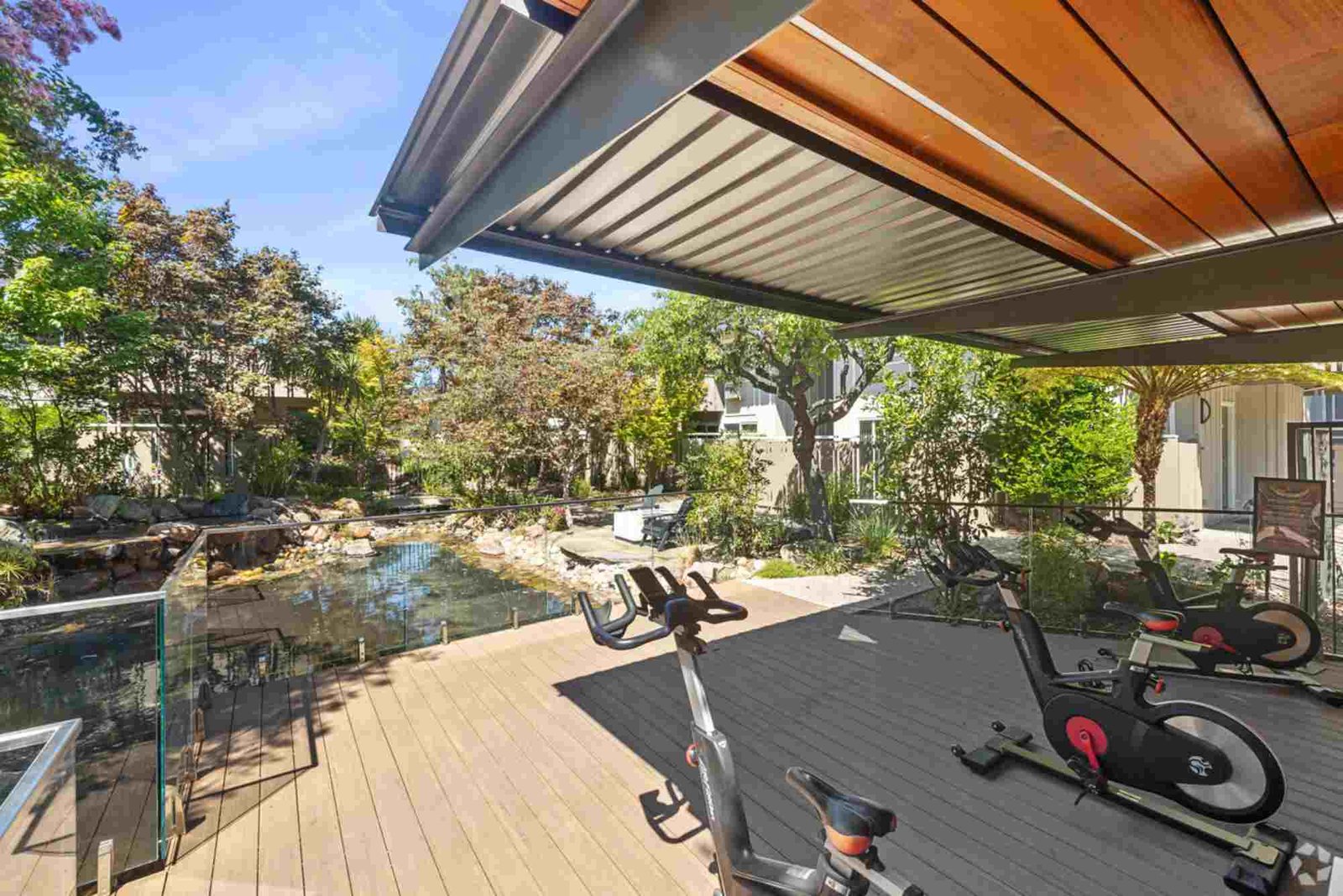 1200 Dale Ave, Mountain View