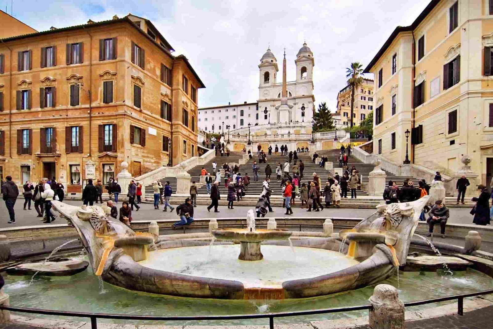 A Walk From Piazza Di Spagna To Trastevere