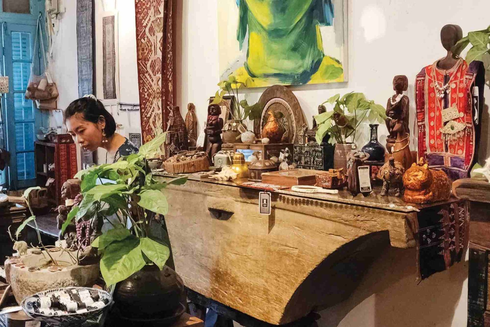 Handcrafted Finds in Historic Lanes