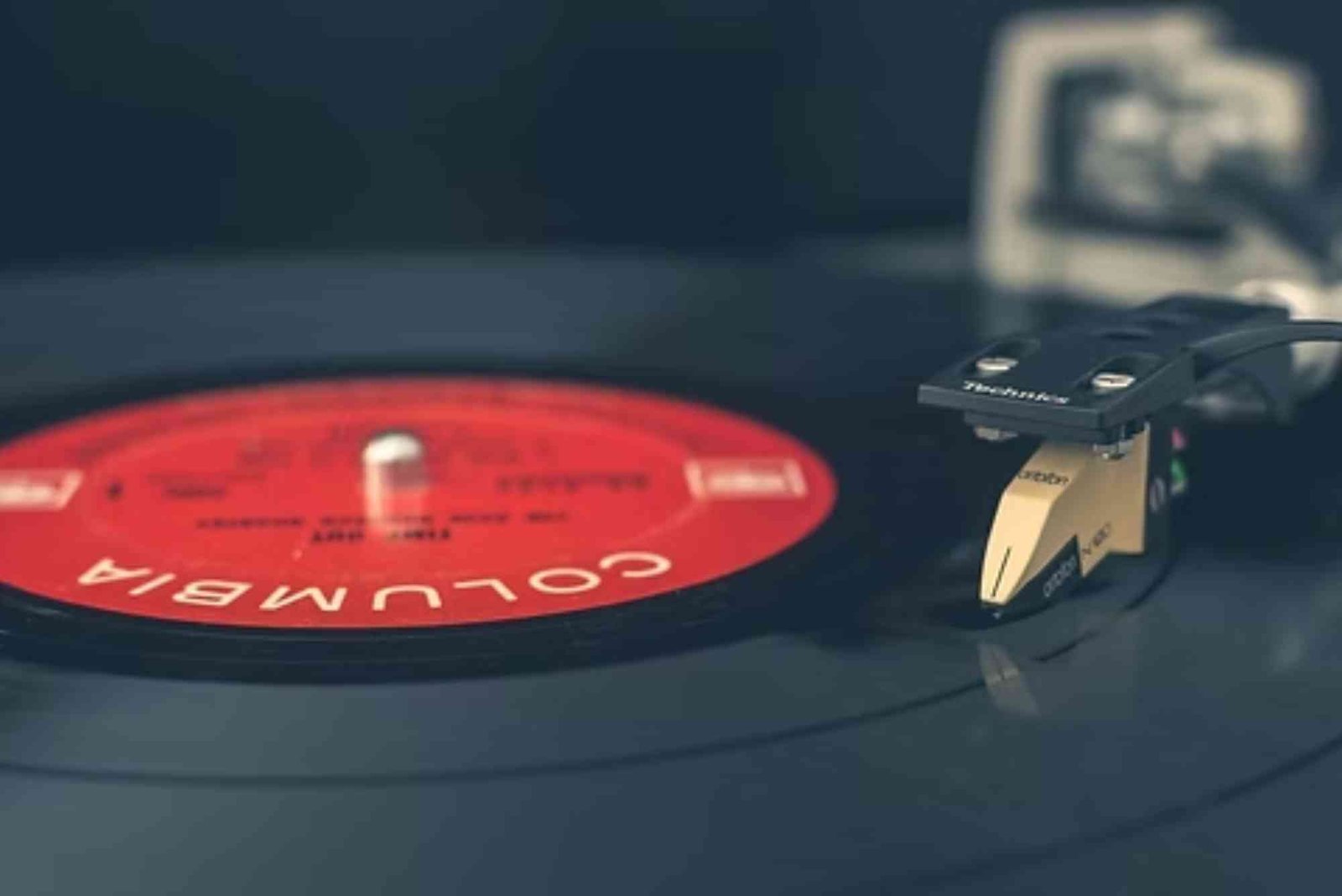 Indie Labels In Cobbled Lanes